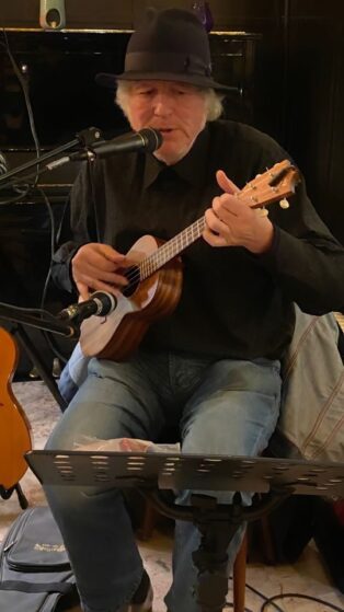 Tenor Ukelele